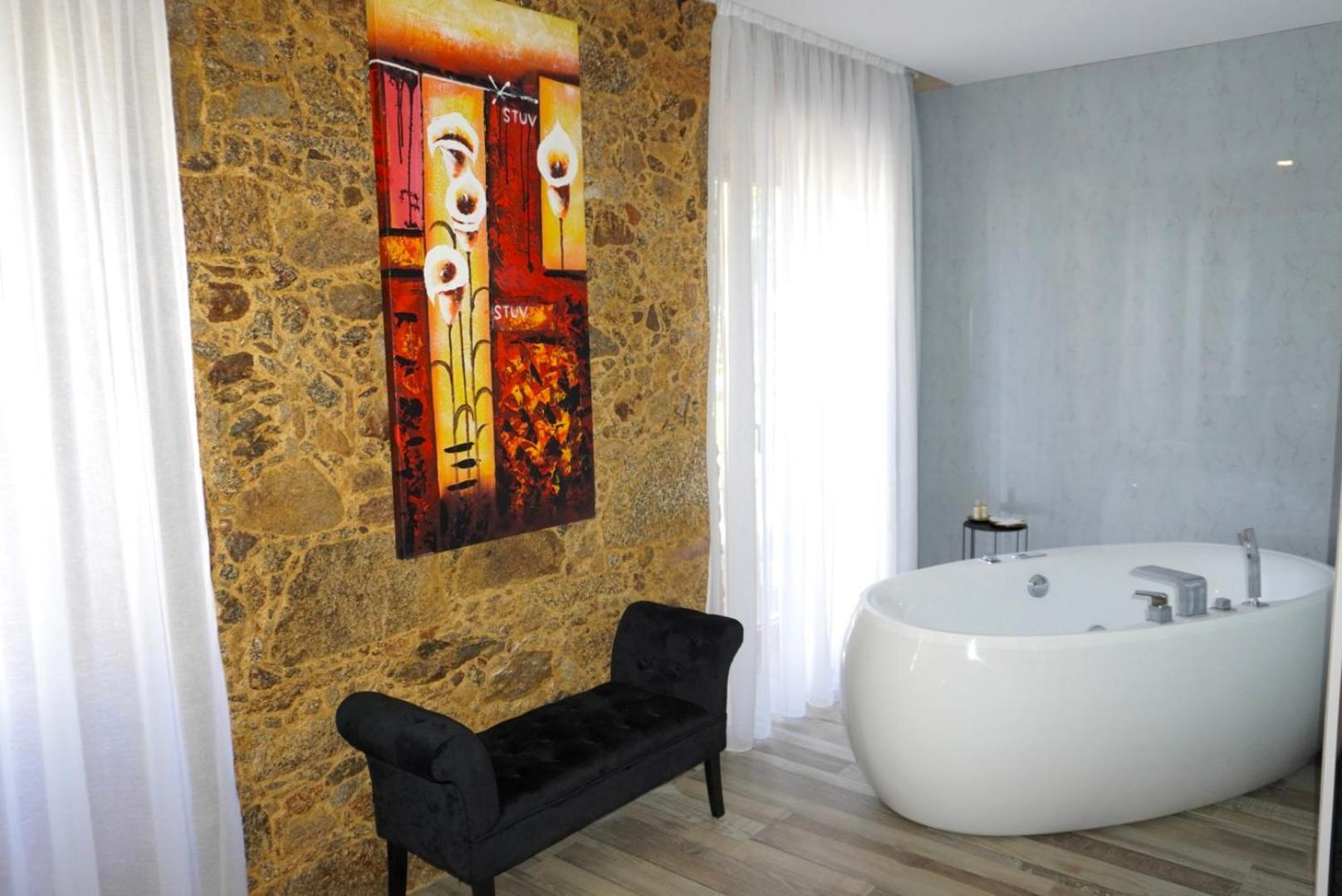 Lux'Otel City Lodge Barcelos Exterior photo
