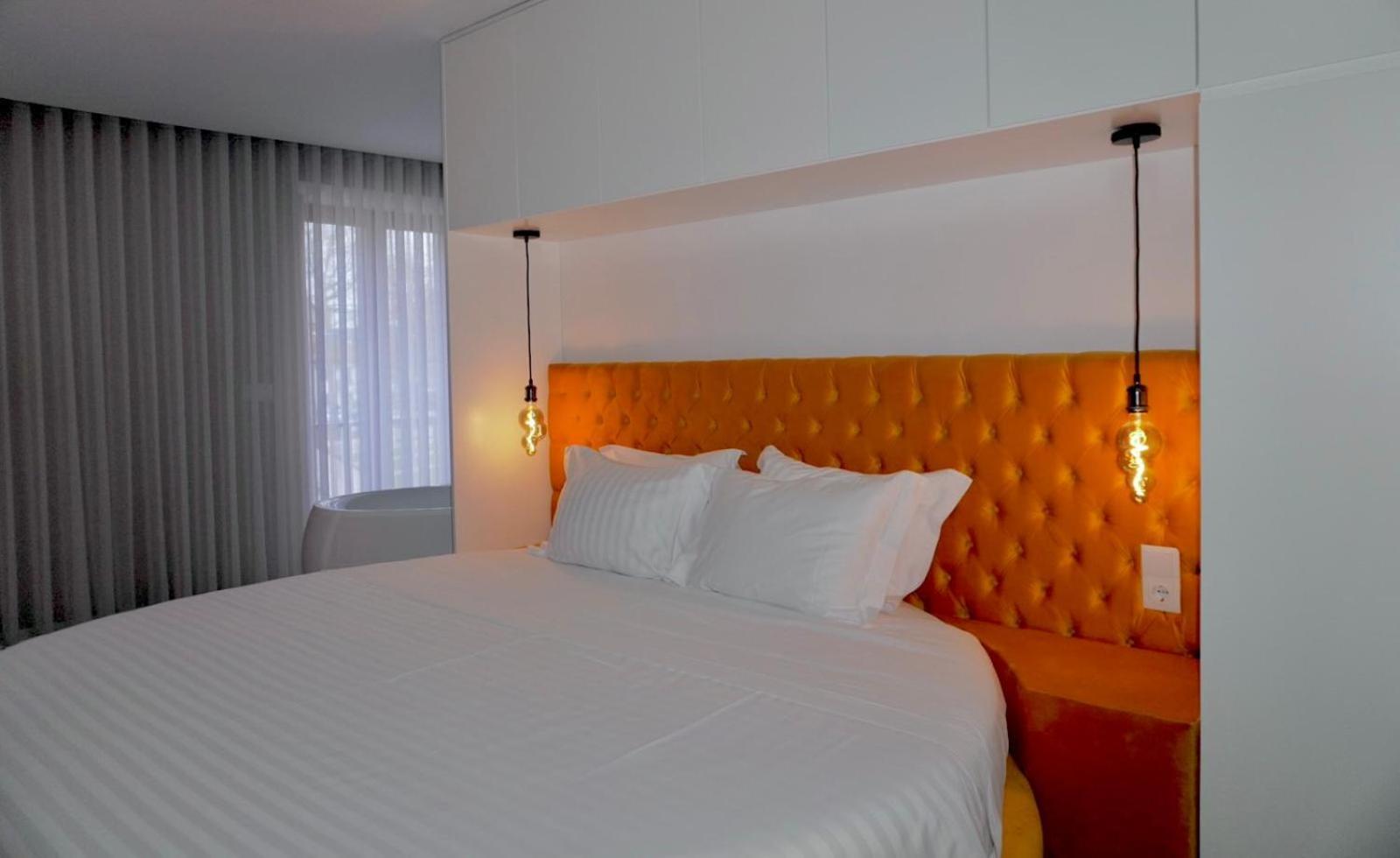 Lux'Otel City Lodge Barcelos Exterior photo